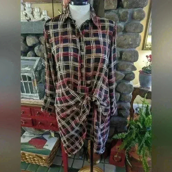 Emma & Michele Dresses & Skirts - NWOT Emma & Michele Shirt Dress Size L